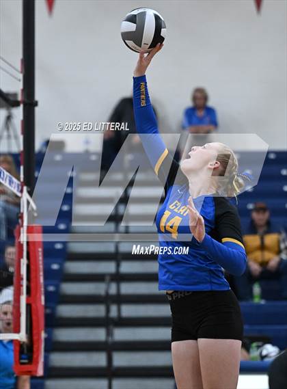 Thumbnail 2 in Western @ Clay (OHSAA Divison VII District Semifinal) photogallery.