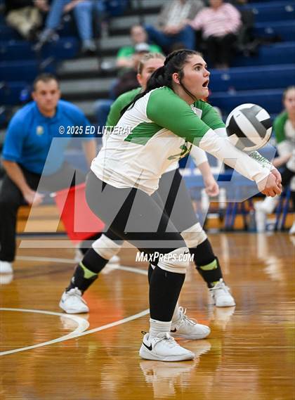 Thumbnail 1 in Western @ Clay (OHSAA Divison VII District Semifinal) photogallery.
