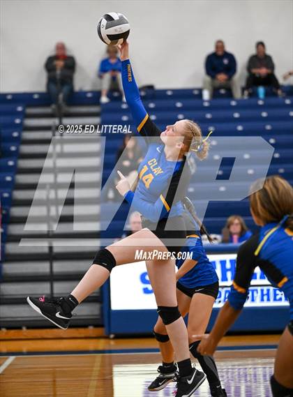 Thumbnail 2 in Western @ Clay (OHSAA Divison VII District Semifinal) photogallery.