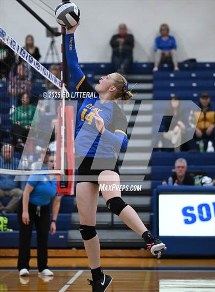 Thumbnail 1 in Western @ Clay (OHSAA Divison VII District Semifinal) photogallery.