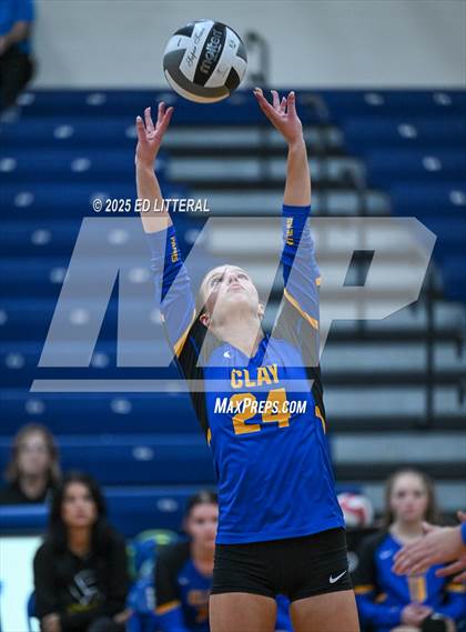 Thumbnail 2 in Western @ Clay (OHSAA Divison VII District Semifinal) photogallery.