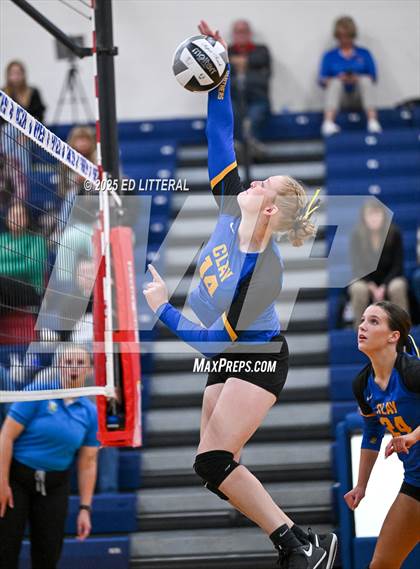 Thumbnail 2 in Western @ Clay (OHSAA Divison VII District Semifinal) photogallery.