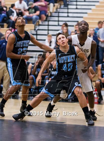 Thumbnail 2 in Downey @ Enochs photogallery.