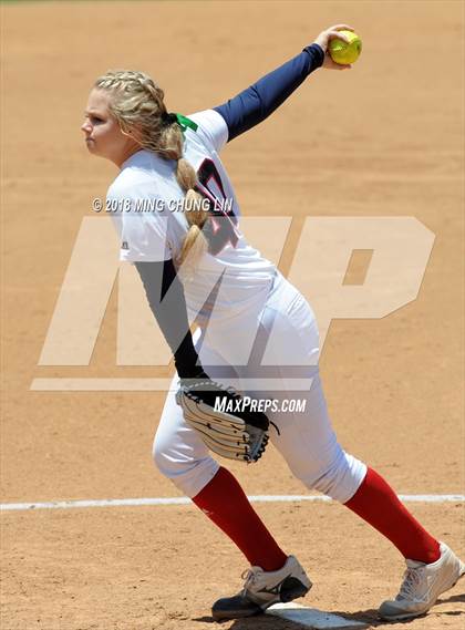 Thumbnail 2 in King vs. Newbury Park (CIF SS D2 Final) photogallery.