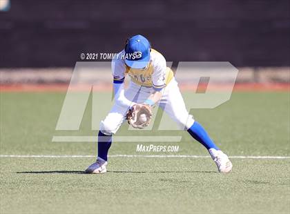Thumbnail 3 in Early @ Brock photogallery.