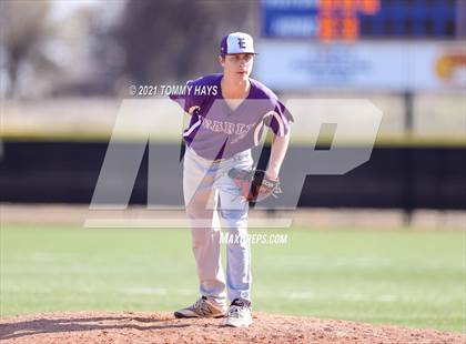 Thumbnail 3 in Early @ Brock photogallery.