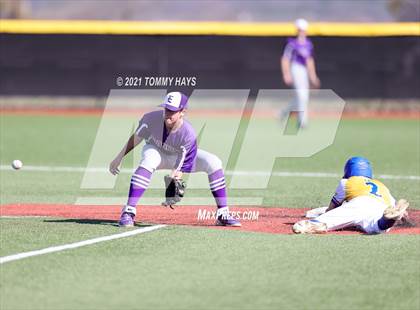Thumbnail 3 in Early @ Brock photogallery.
