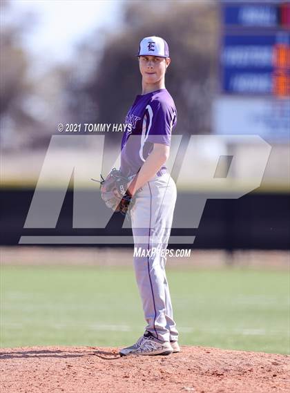 Thumbnail 2 in Early @ Brock photogallery.