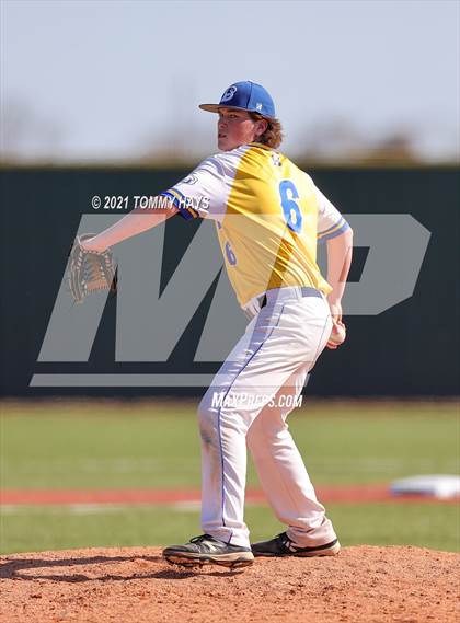 Thumbnail 2 in Early @ Brock photogallery.