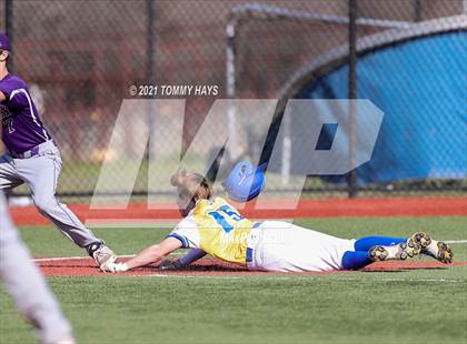 Thumbnail 3 in Early @ Brock photogallery.