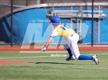 Thumbnail 1 in Early @ Brock photogallery.