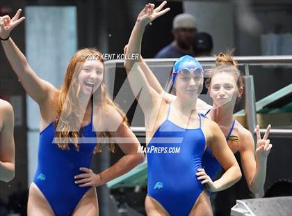 Thumbnail 2 in Marian vs. Seaholm (Cranbrook Quad) photogallery.