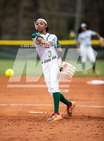 Thumbnail 1 in Charlotte Catholic @ Independence photogallery.
