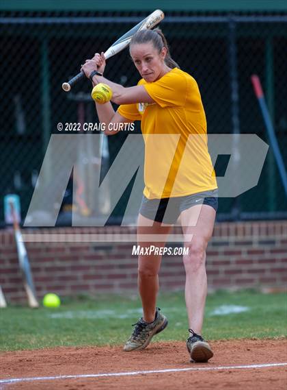 Thumbnail 2 in Charlotte Catholic @ Independence photogallery.