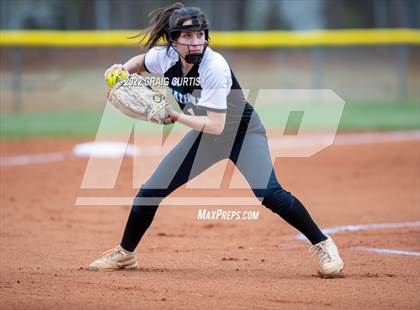 Thumbnail 2 in Charlotte Catholic @ Independence photogallery.