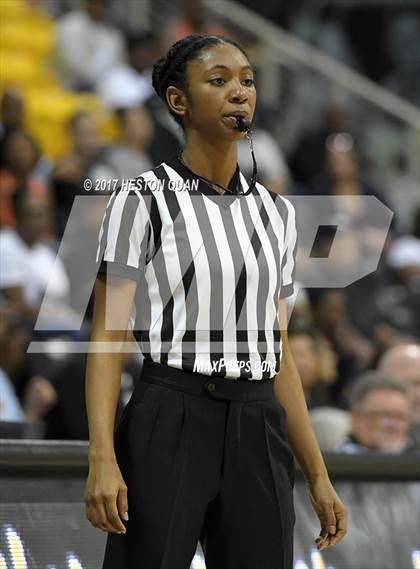 Thumbnail 2 in Long Beach Poly @ Clovis West (CIF State Open SoCal Regional Final) photogallery.