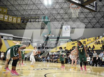 Thumbnail 3 in Long Beach Poly @ Clovis West (CIF State Open SoCal Regional Final) photogallery.