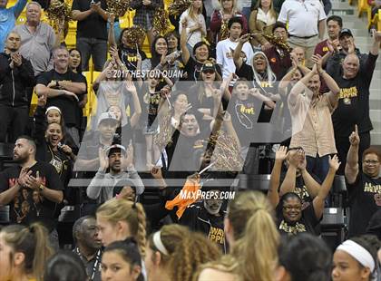 Thumbnail 3 in Long Beach Poly @ Clovis West (CIF State Open SoCal Regional Final) photogallery.