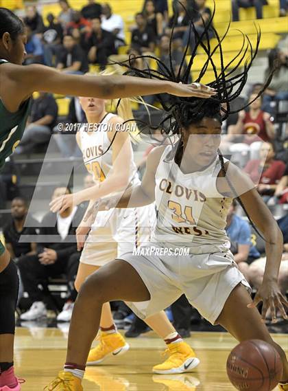 Thumbnail 3 in Long Beach Poly @ Clovis West (CIF State Open SoCal Regional Final) photogallery.