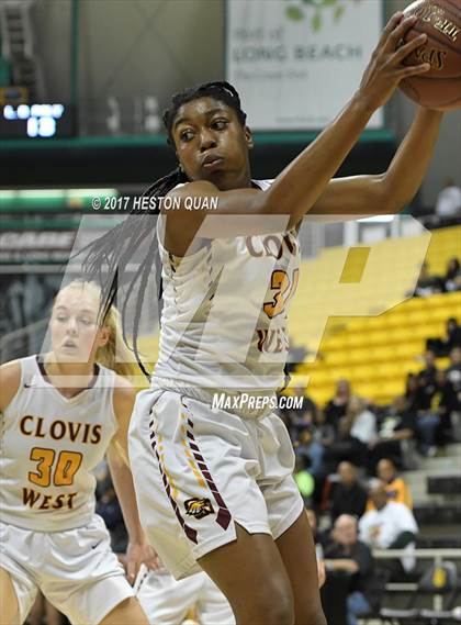 Thumbnail 2 in Long Beach Poly @ Clovis West (CIF State Open SoCal Regional Final) photogallery.