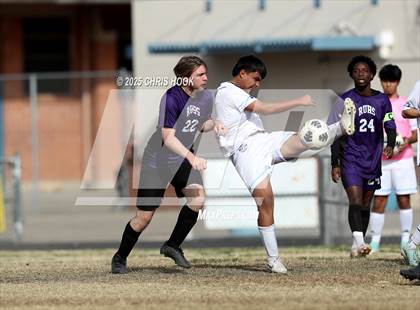 Thumbnail 3 in Pueblo vs Rincon/University (Ismael Arce Invitational) photogallery.