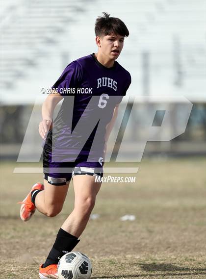 Thumbnail 2 in Pueblo vs Rincon/University (Ismael Arce Invitational) photogallery.