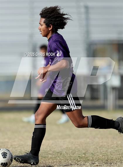 Thumbnail 2 in Pueblo vs Rincon/University (Ismael Arce Invitational) photogallery.