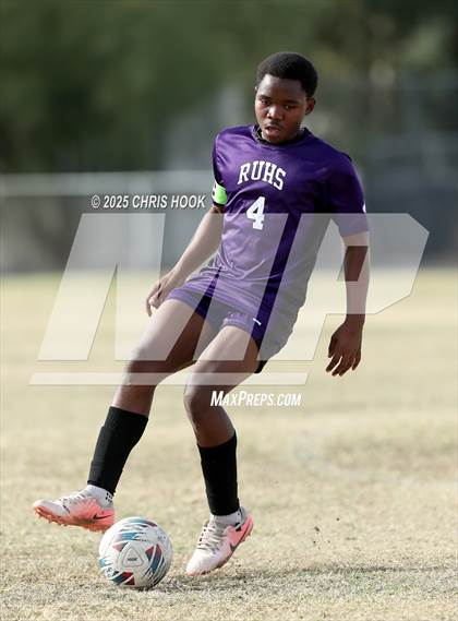 Thumbnail 1 in Pueblo vs Rincon/University (Ismael Arce Invitational) photogallery.