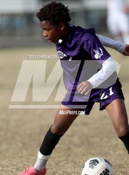 Thumbnail 2 in Pueblo vs Rincon/University (Ismael Arce Invitational) photogallery.