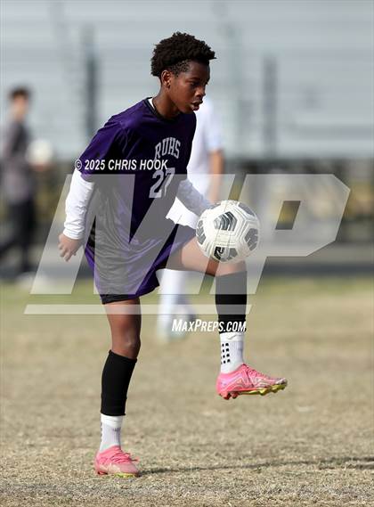 Thumbnail 2 in Pueblo vs Rincon/University (Ismael Arce Invitational) photogallery.