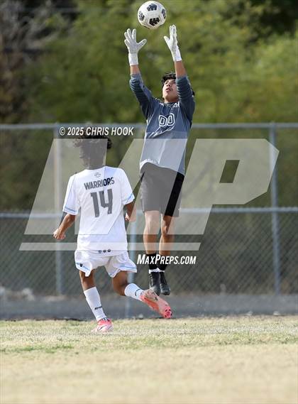 Thumbnail 2 in Pueblo vs Rincon/University (Ismael Arce Invitational) photogallery.