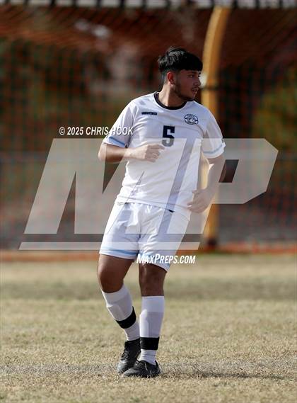 Thumbnail 3 in Pueblo vs Rincon/University (Ismael Arce Invitational) photogallery.