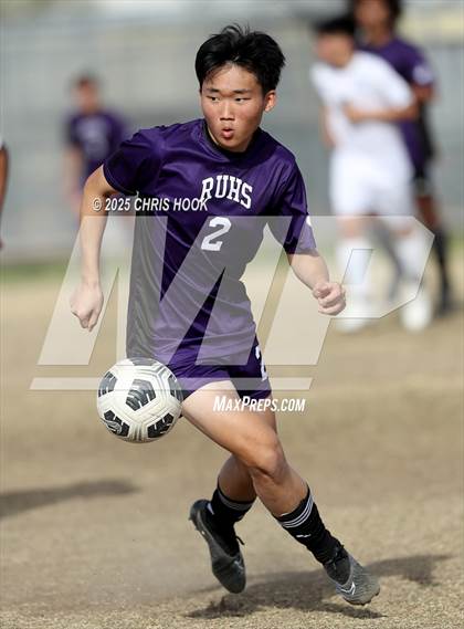 Thumbnail 3 in Pueblo vs Rincon/University (Ismael Arce Invitational) photogallery.