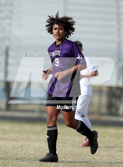Thumbnail 1 in Pueblo vs Rincon/University (Ismael Arce Invitational) photogallery.