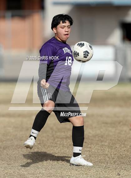 Thumbnail 3 in Pueblo vs Rincon/University (Ismael Arce Invitational) photogallery.