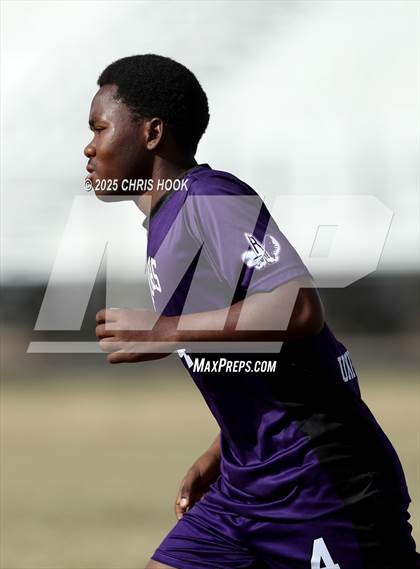 Thumbnail 3 in Pueblo vs Rincon/University (Ismael Arce Invitational) photogallery.