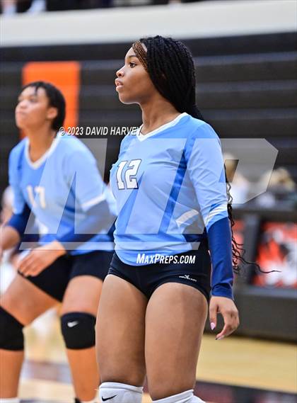 Thumbnail 2 in Vista PEAK Prep vs Lakewood photogallery.