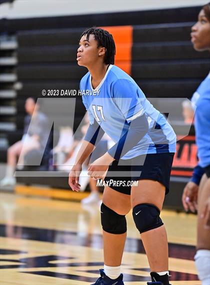 Thumbnail 2 in Vista PEAK Prep vs Lakewood photogallery.
