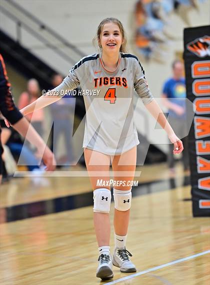 Thumbnail 3 in Vista PEAK Prep vs Lakewood photogallery.
