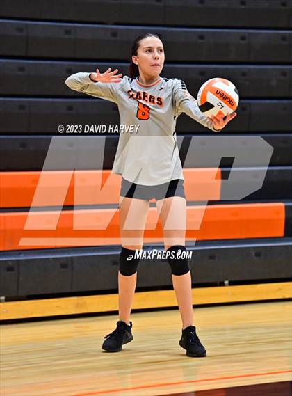 Thumbnail 2 in Vista PEAK Prep vs Lakewood photogallery.
