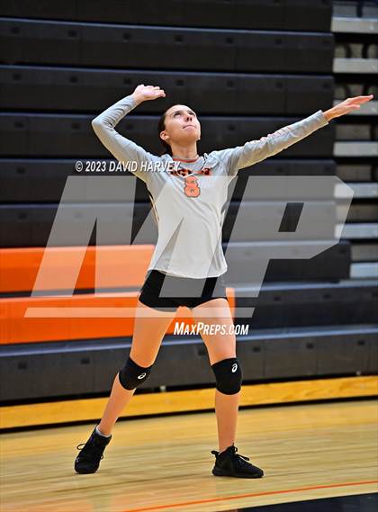 Thumbnail 3 in Vista PEAK Prep vs Lakewood photogallery.