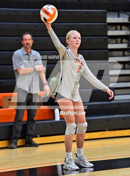 Thumbnail 3 in Vista PEAK Prep vs Lakewood photogallery.