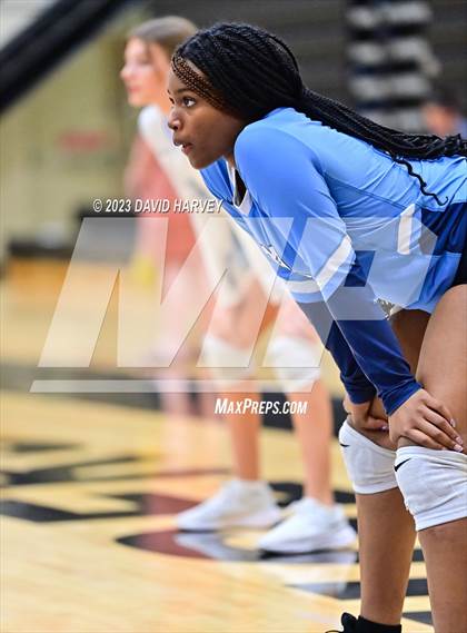 Thumbnail 3 in Vista PEAK Prep vs Lakewood photogallery.