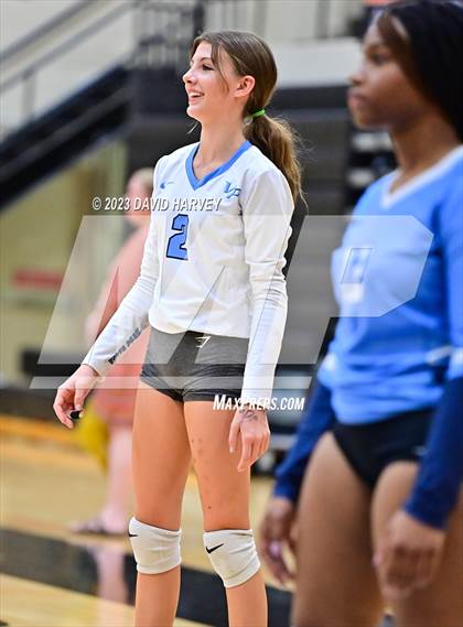 Thumbnail 2 in Vista PEAK Prep vs Lakewood photogallery.