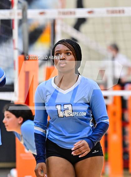 Thumbnail 3 in Vista PEAK Prep vs Lakewood photogallery.