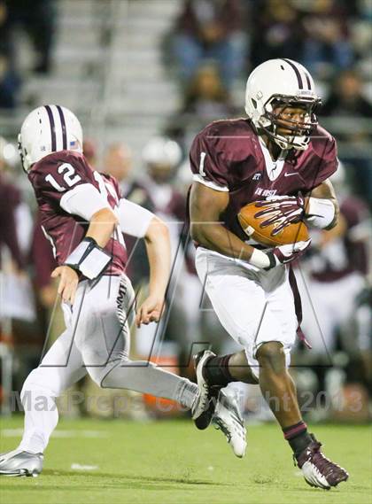 Thumbnail 3 in Don Bosco Prep vs. Bergen Catholic photogallery.