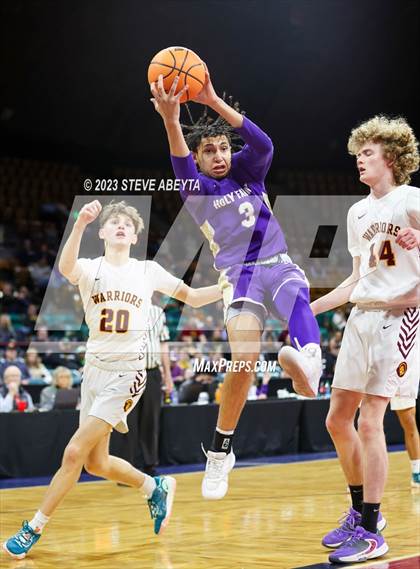 Thumbnail 2 in Holy Family vs. Eagle Ridge Academy (CHSAA 4A Semifinal) photogallery.
