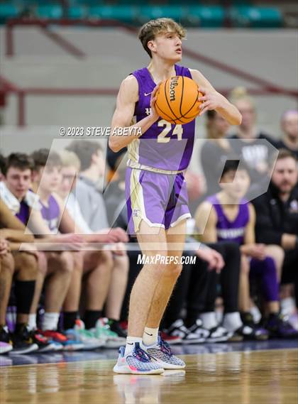 Thumbnail 1 in Holy Family vs. Eagle Ridge Academy (CHSAA 4A Semifinal) photogallery.