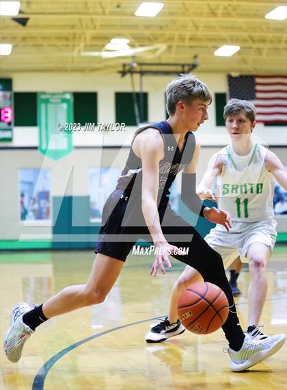 Thumbnail 3 in Lingleville vs. Santo (Santo Relentless Runnin' Cats Classic) photogallery.