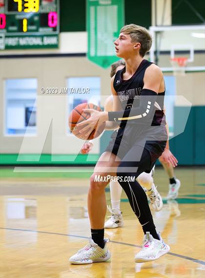 Thumbnail 2 in Lingleville vs. Santo (Santo Relentless Runnin' Cats Classic) photogallery.